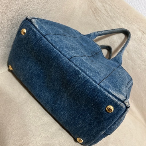 PRADA カナパ　
