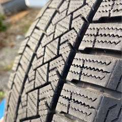 PIRELLI   ICE ZERO  215/55R17  スタッドレスタイヤホイール付きの画像