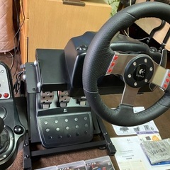 完動美品！ハンコンフルセット！ロジクールG27レーシングホイールスタンド付き！プレステ3やソフト等も一式。テレビのおまけ付きの画像