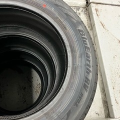 215/60R16 95H ヨコハマ RV-03 RV03 ブルーアース RV BlueEarth YOKOHAMA サマータイヤ4本　ホイール持ち込み引取の場合組み込み無料の画像