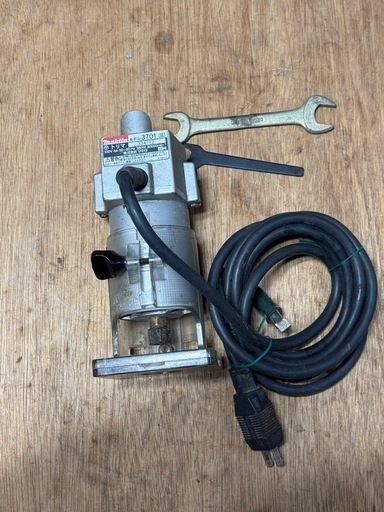 makita マキタ 3701 トリマー 動作良好 付属スパナ付き