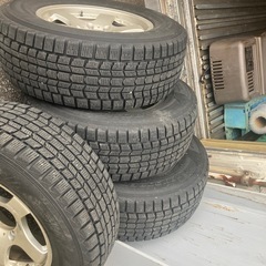 ランドクルーザータイヤの画像