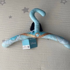 ディズニープリンセス　ぬいぐるみハンガー　ジャスミン　プリンセスドレス掛けキッズの画像