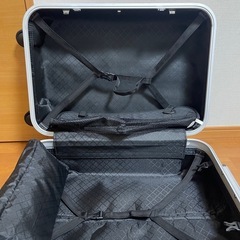 キャリーケースの画像