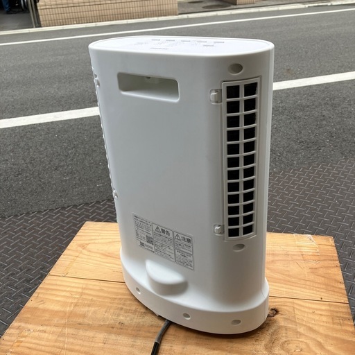 2024年製 大風量セラミックファンヒーター【F01019】