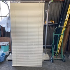 ブラインドの画像