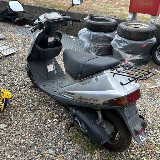 希少な２ストV100