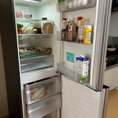 冷蔵庫の画像