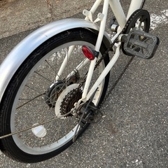 折りたたみ自転車　20インチの画像