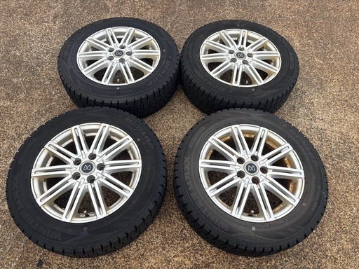 プリウス等　185/65R15 スタッドレスタイヤ アルミ付き4本セット