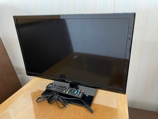 ☆液晶テレビ Panasonic VIERA TH-24D300 2016年製