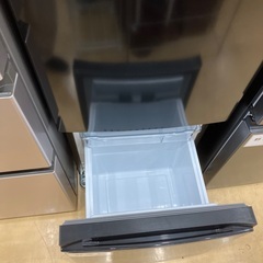 【半年間動作保証付き】Hisense 2ドア冷蔵庫　HR-D15EB 2021年製　154Lｷｽﾞ•ﾍｺﾐ有の画像