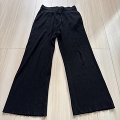 ワンピースとリブ編みパンツセットの画像