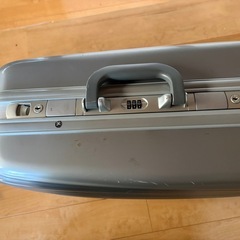 キャリーケースの画像