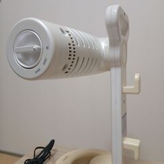 植物性カーボンヒータ apro KWA-HC2300 (300W)の画像