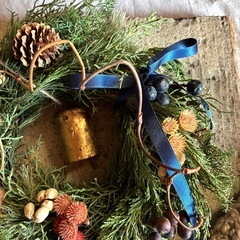 もうすぐクリスマス　大人可愛い冬のリースの画像