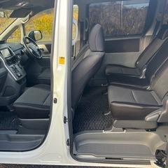 【正月に家族で】トヨタ　ヴォクシーZRR70煌　バルブマチック　パドルシフトの画像