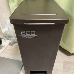 キッチン用ゴミ箱☆ペダル式 45リットル ブラウン の画像