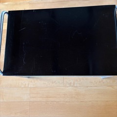 レトロなスチールラックの画像