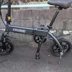 購入から1週間しかたっていない電動自転車の画像