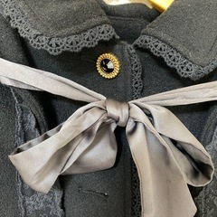 axes femme フードとケープ付コート ロング M 黒の画像