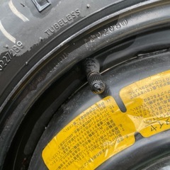 【出品】三菱 eKワゴン　スペアタイヤ（予備タイヤ）の画像