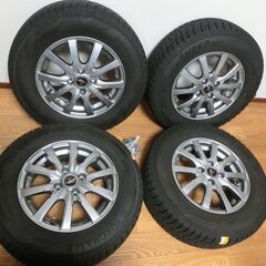 スタッドレスタイヤ185/70R14 2023年製 溝6ｍｍ アルミホイール付き4本の画像