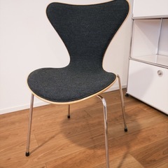 【取引中】【破損品】フリッツハンセン　セブンチェアの画像