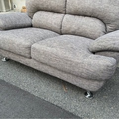 ◆早い方優先!! 2人用ソファー 　ブラウンの画像