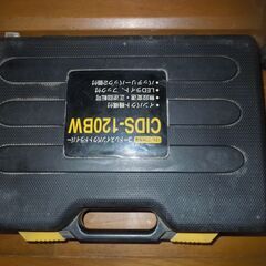 充電式インパクトドライバーの画像