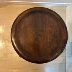 スツール2脚の画像