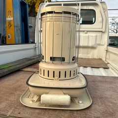 コロナ（CORONA）　石油ストーブ　円筒型　暖房器具の画像