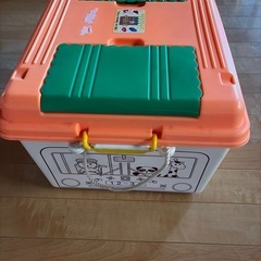 おもちゃ箱の画像