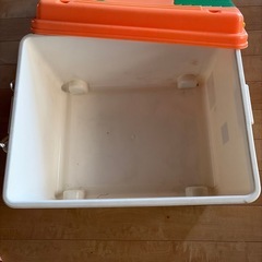 おもちゃ箱の画像