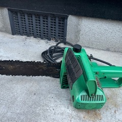 ◆マキタ　電動チェーンソー◆薪切り・剪定の画像