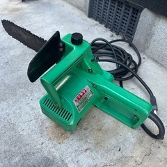 ◆マキタ　電動チェーンソー◆薪切り・剪定の画像