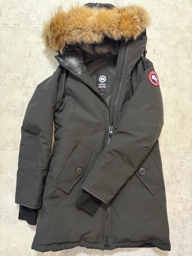 カナダグース　レディースダウン