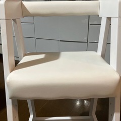 子ども用ハイチェアの画像