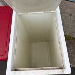 ゴミ箱2個　中古の画像