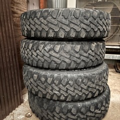 ジムニー ノーマルタイヤ（16インチ）ホイール付きの画像