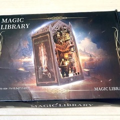 ミニチュアハウスキット　ドールハウス　MOFA BOOK STORE 魔法の家の画像