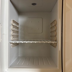 冷温庫 ミニ冷蔵庫 20L 大容量 HR-EB08W | ツインバード  ２電源式ポータブル電子適温ボックスの画像