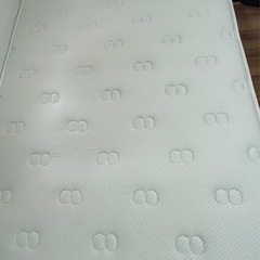 セミダブルベッドフセットの画像