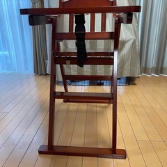 木製ベピチェアーの画像
