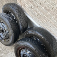 軽四用スズキ純正ホイール１３インチ、タイヤ、オマケ付きスタッドレス用にどうでしょうか。の画像