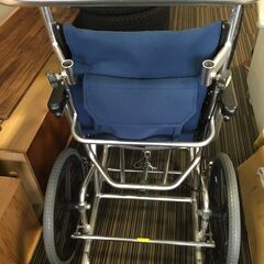 ♪ 車いす 車椅子 紺系 ブレーキ動作確認済み 介護 介助 中古 メーカー不明 (NF251202) Zi-2344の画像