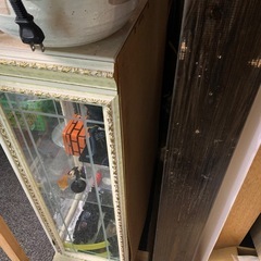 ガラスケース　棚　アンティーク　？の画像