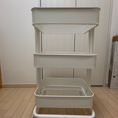 IKEA ワゴンラック　ホワイト（お譲りする方は決まりました）の画像