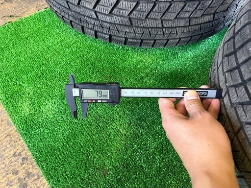 【フィットにて使用】ヨコハマ　アイスガードiG60 175/65R14