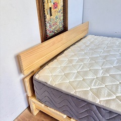 セミダブルベッドの画像